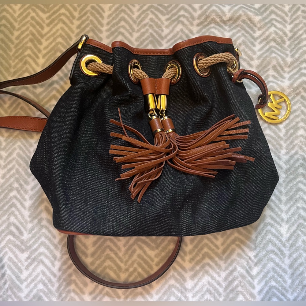 BRAND NEW Michael Kors Cross Body Bag